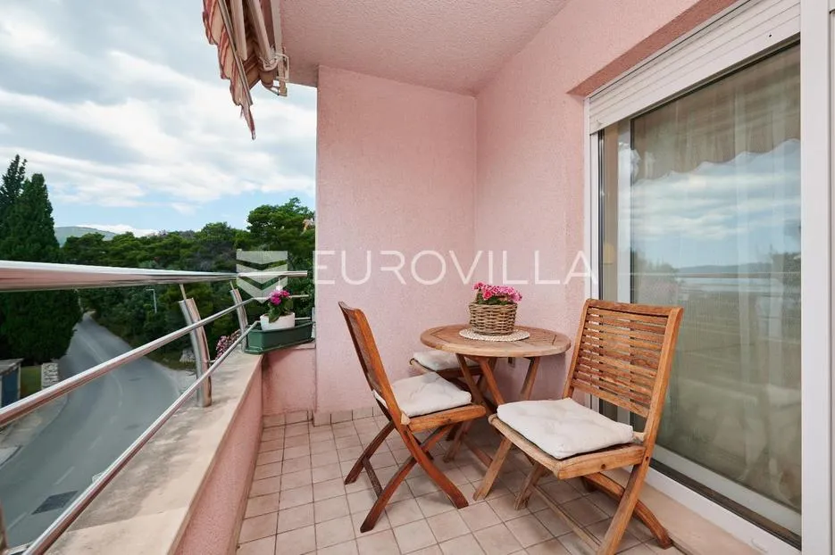 trogir, saldun, dvosoban stan površine 90 m2 s pogledom na more - slika 20