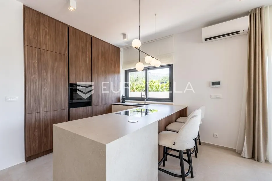 kaštel stari, moderna vila s lijepim pogledom - slika 26