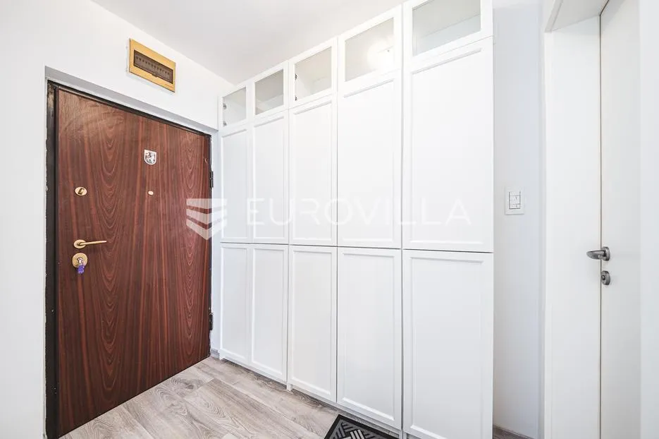 zagreb, savica, elegantan, novouređen stan, 50 m², prvi najam - slika 2