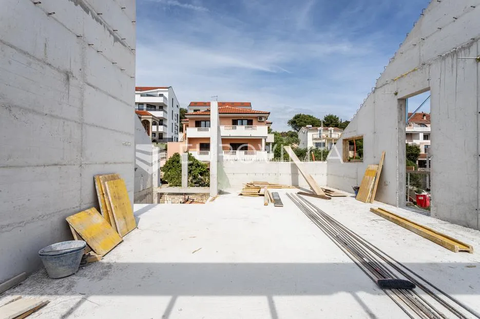 trogir, trosoban stan u izgradnji površine 124.27 m² - slika 5