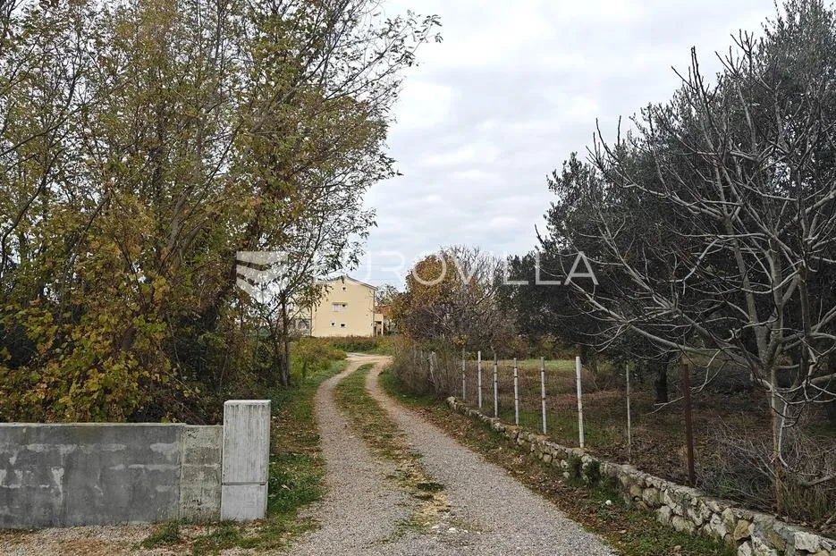otok rab, lopar, građevinsko zemljište 935 m², 500 m od mora - slika 7