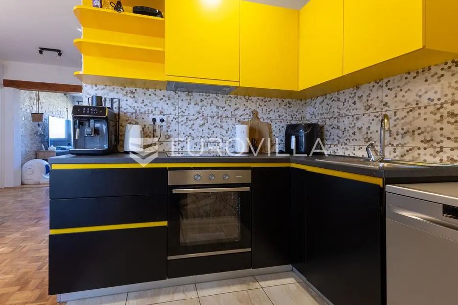 slavonski brod, centar trosoban stan 73 m² - slika 6
