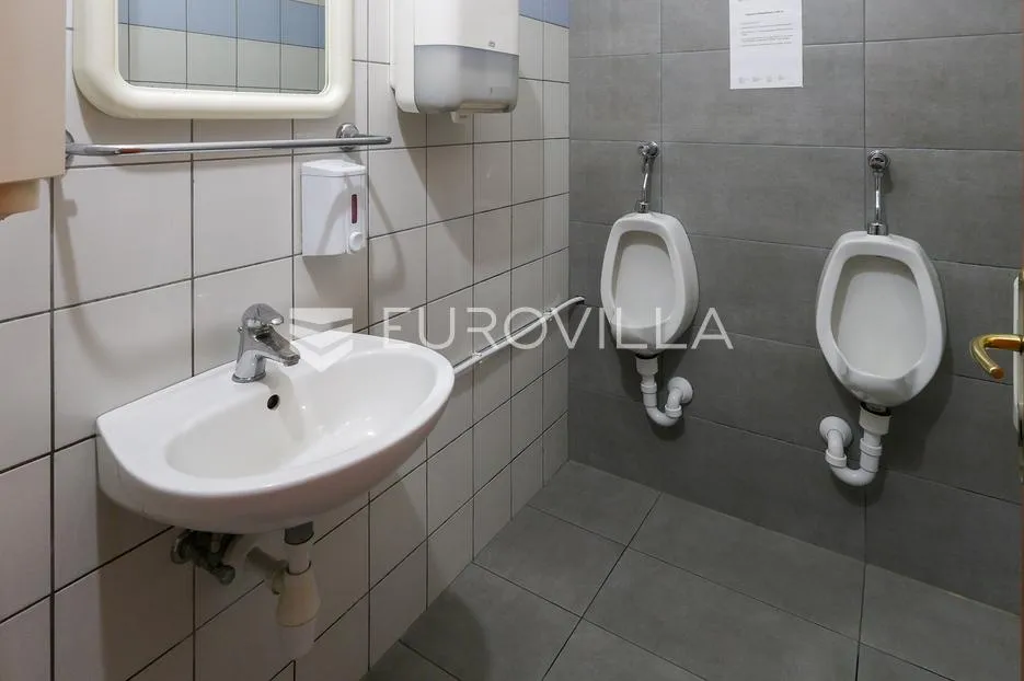 slavonski brod, industrijska zona, proizvodno, poslovna zgrada 1.250 m² - slika 21