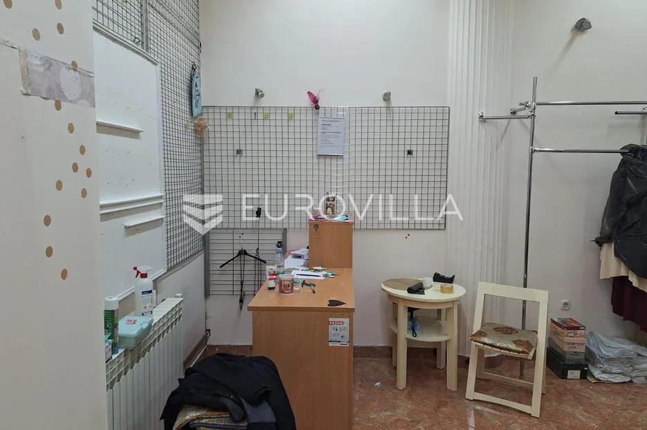 karlovac, centar, poslovni prostor 41 m² - slika 3