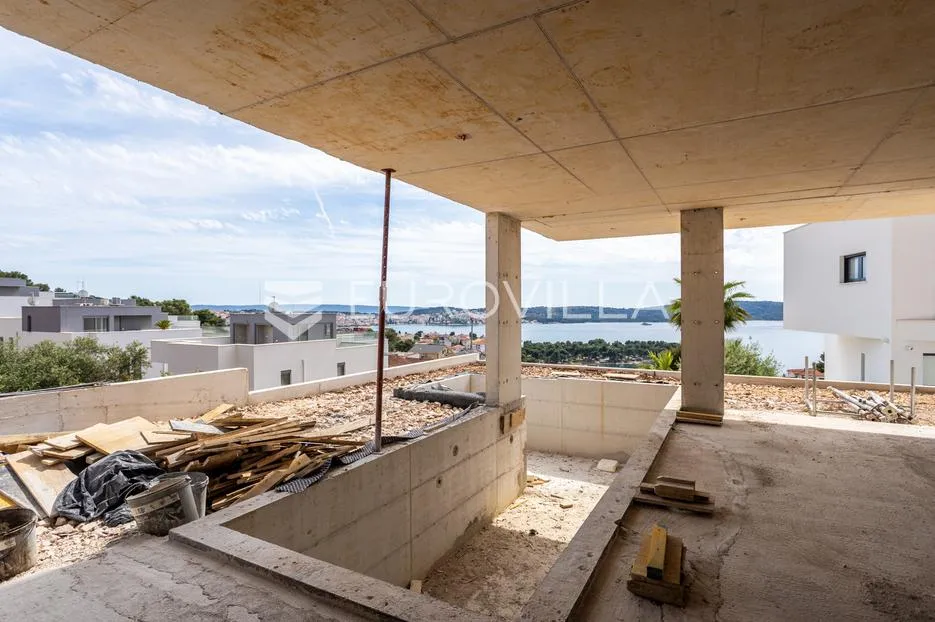 trogir, dvosoban stan u izgradnji površine 63.99 m² - slika 12