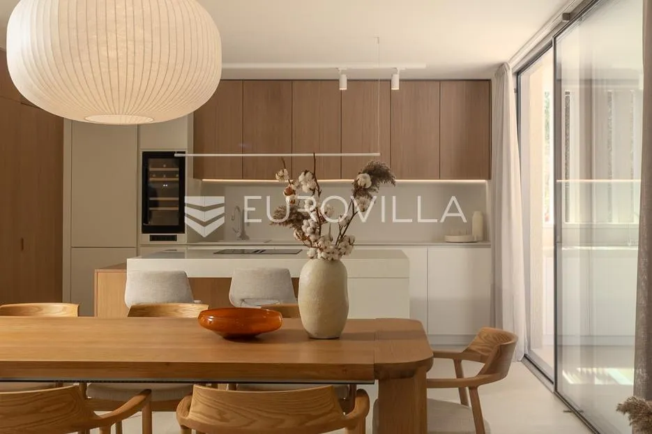 istra, labin, vrhunska moderna villa "e", grijani bazen 48 m², 2642 m² uređene okućnice - slika 56
