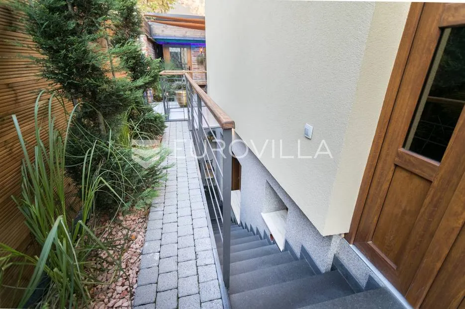 zagreb, petrova, prekrasna garsonijera 30 m² - slika 10