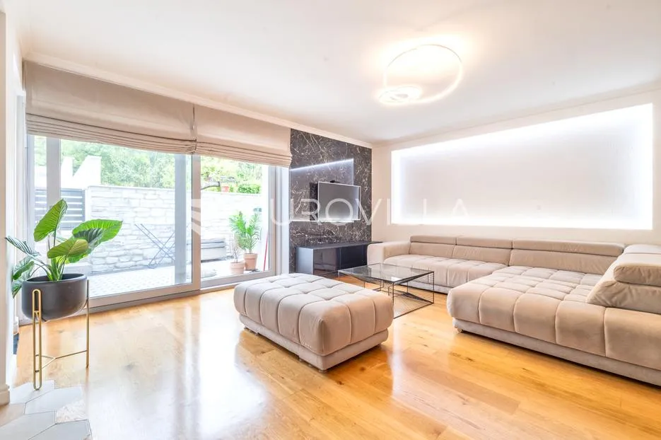 Zagreb, Podsljeme, luksuzna kuća s bazenom 250 m²