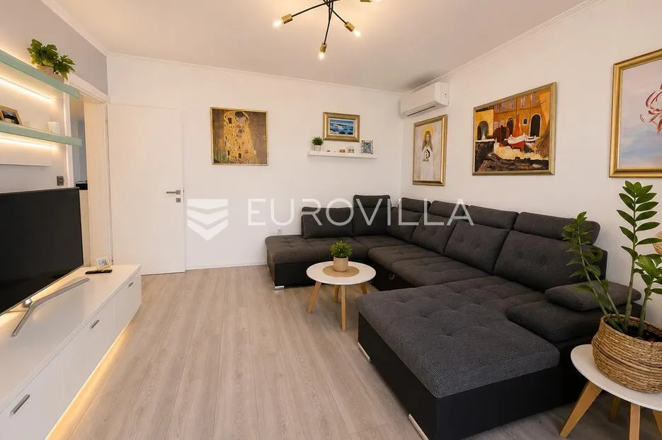 rijeka, kantrida, najam, trosoban stan s loggiom i pogledom na more, 9. kat - slika 2
