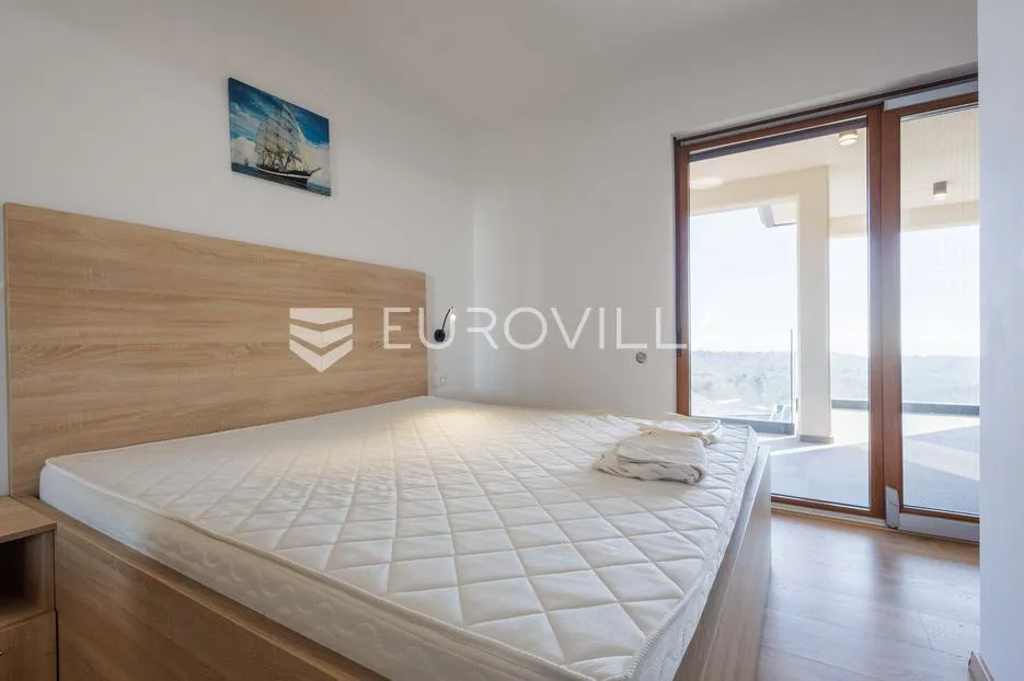 istra, labin, moderna istarska vila s bazenom - slika 40