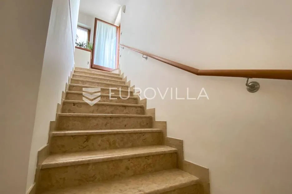 istra, bale, poslovno stambeni objekt s uhodanim poslovanjem 240 m² - slika 10