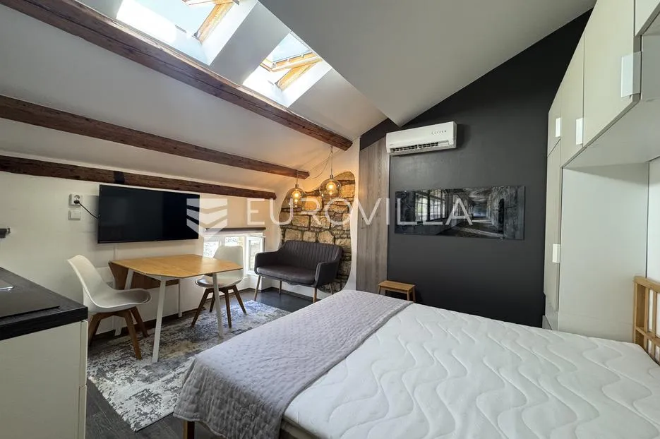 Istra, Rovinj, funkcionalan studio 19.8 m² na 4. katu u centru grada
