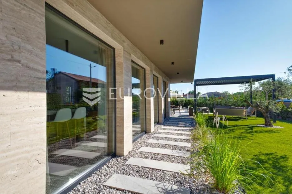 istra, marčana, moderna vila s bazenom i wellness oazom - slika 24