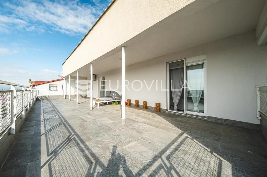 zagreb, ilica/vrapče trosoban penthouse 107 m² s prekrasnim pogledom, parking - slika 12