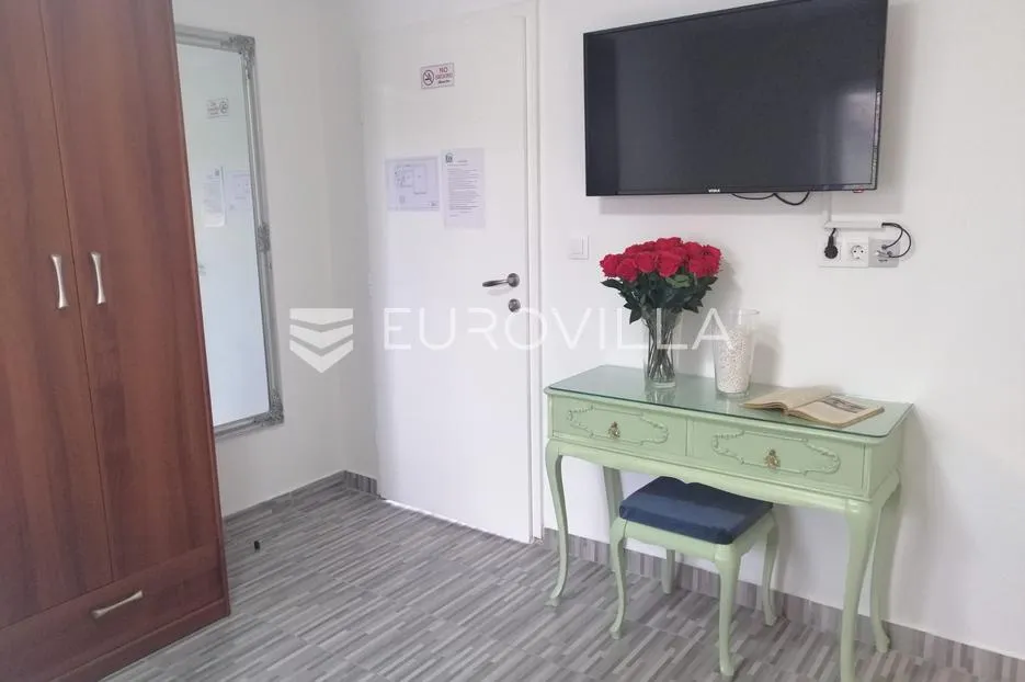 karlovac, hostel 500 m², mirna lokacija, blizina centra - slika 6