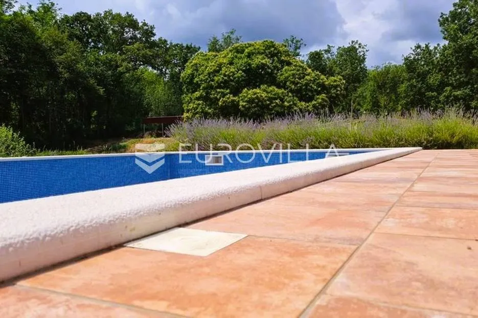 santalezi, kamena kuća 265 m2, dvorište 4600 m2, bazen - slika 5
