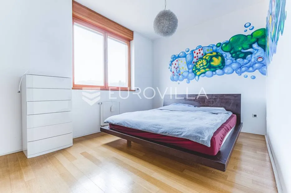 zagreb, medveščak, izvrstan trosoban penthouse! - slika 7