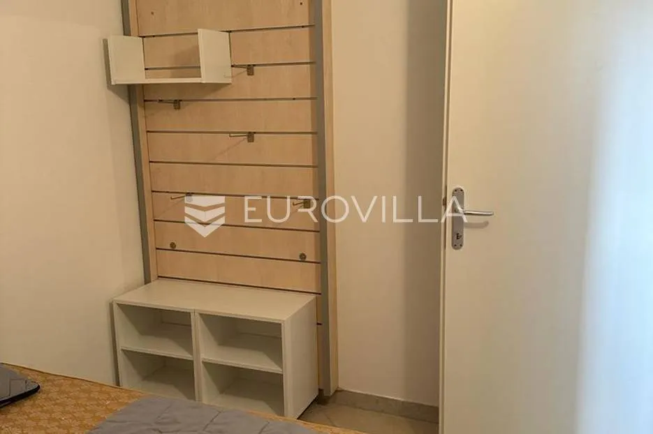 istra, barbariga, trosoban stan 50 m² u podrumskom dijelu stambene zgrade, pogled more - slika 11