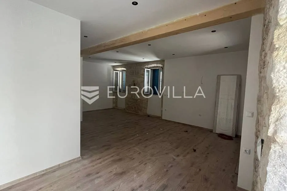 otok korčula, žrnovo, stan u kamenoj kući - slika 29