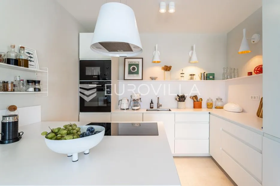 rogoznica, ražanj, prekrasna kuća s bazenom i pogledom na more, 390,51 m² - slika 6