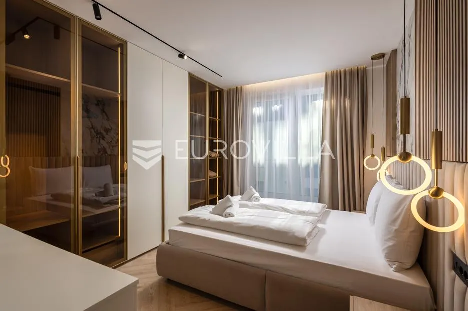 opatija, luksuzan četverosoban stan s pogledom na more 142.87 m² - slika 32