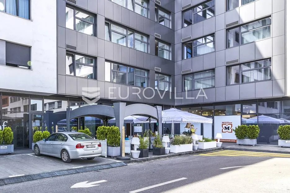 vrbanićeva vmd ulični lokal neto 285 m² - slika 9