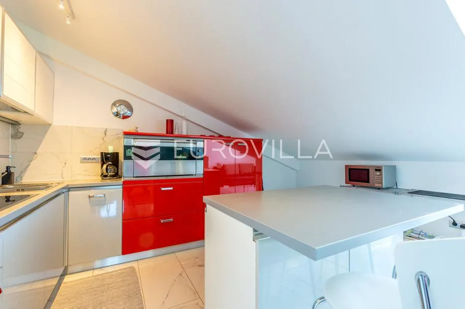 dugi rat, jesenice, penthouse s pogledom na more - slika 4