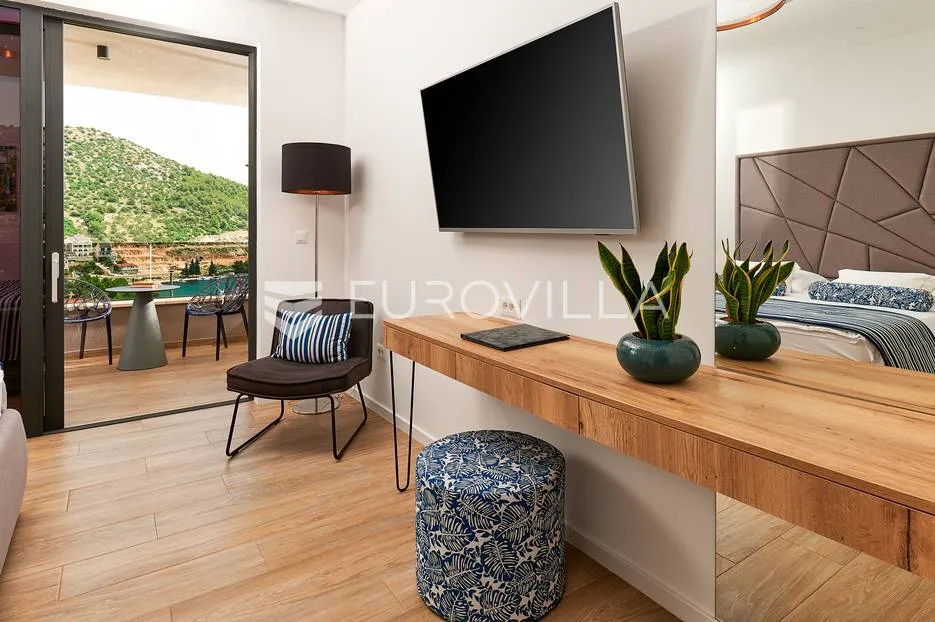 trogir - marina, luksuzna vila s bazenom i wellnessom - slika 15