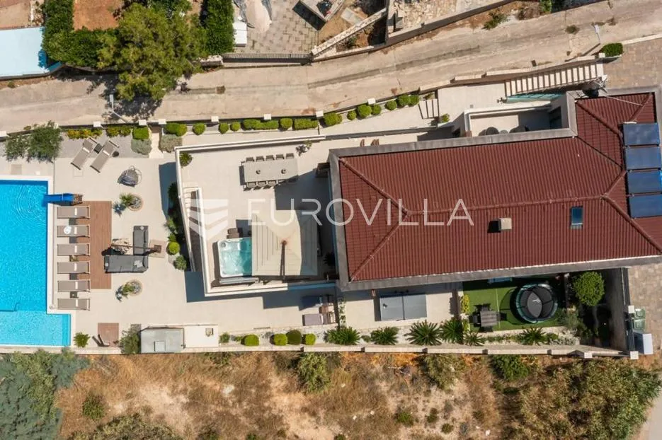 pag prekrasna villa sa pogledom na more 350 m² na 200 metara od mora - slika 72