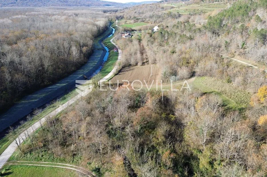 motovun, livade, prilika prostrano građevinsko zemljište - slika 7