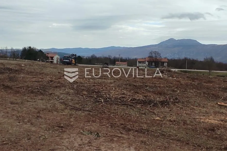 istra, kršan - prostrano građevinsko zemljište uz prometnicu, 10,787 m2 - slika 4