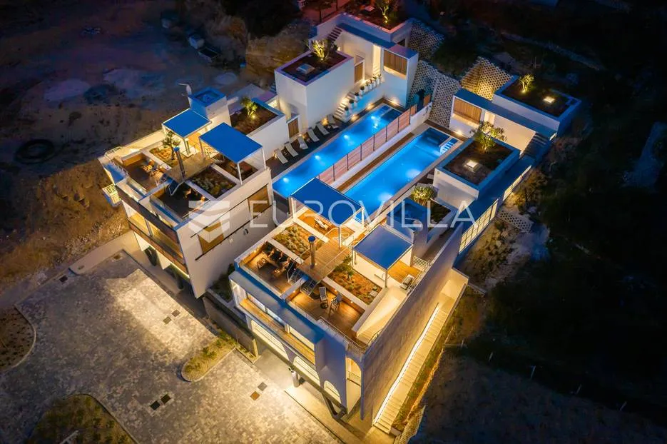 omiš, marušići luksuzna vila s jedinstvenim pogledom - slika 2