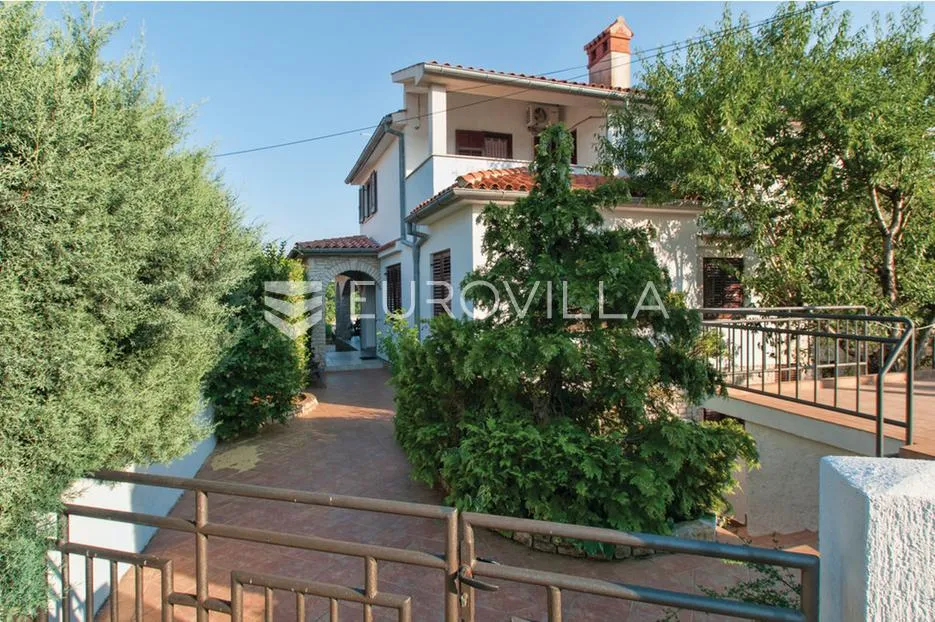 istra, premantura, duplex kuća 260 m² s pogledom na more i bazenom 24 m² - slika 27