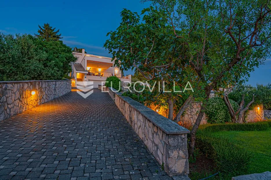 šibenik, žaborić, prekrasna kuća s bazenom i pogledom na more, 438 m² - slika 42