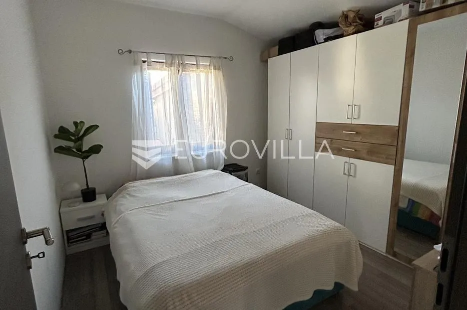 istra, medulin, atraktivna prizemnica okružena prirodom - slika 8