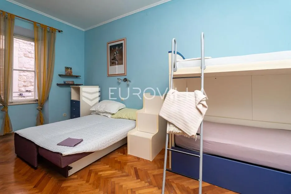 dubrovnik, stari grad, prekrasan troetažni stan - slika 10