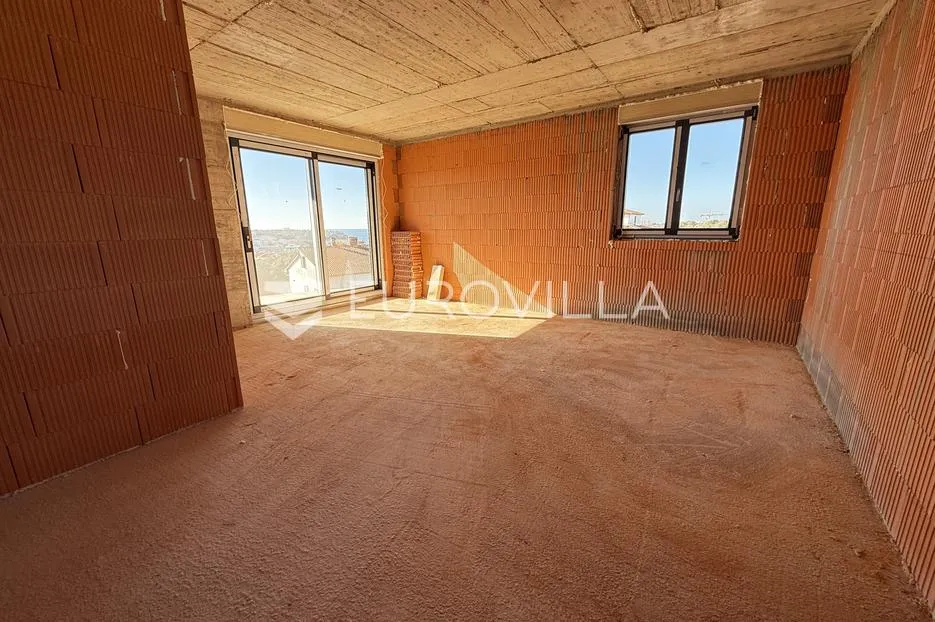 pula, pješčana uvala, četverosobni stan novogradnje 2. kat, 95.50 m², 450 m od mora - slika 7