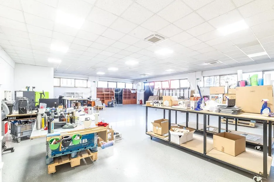 zagreb, buzin, poslovni prostor 235 m² - slika 1