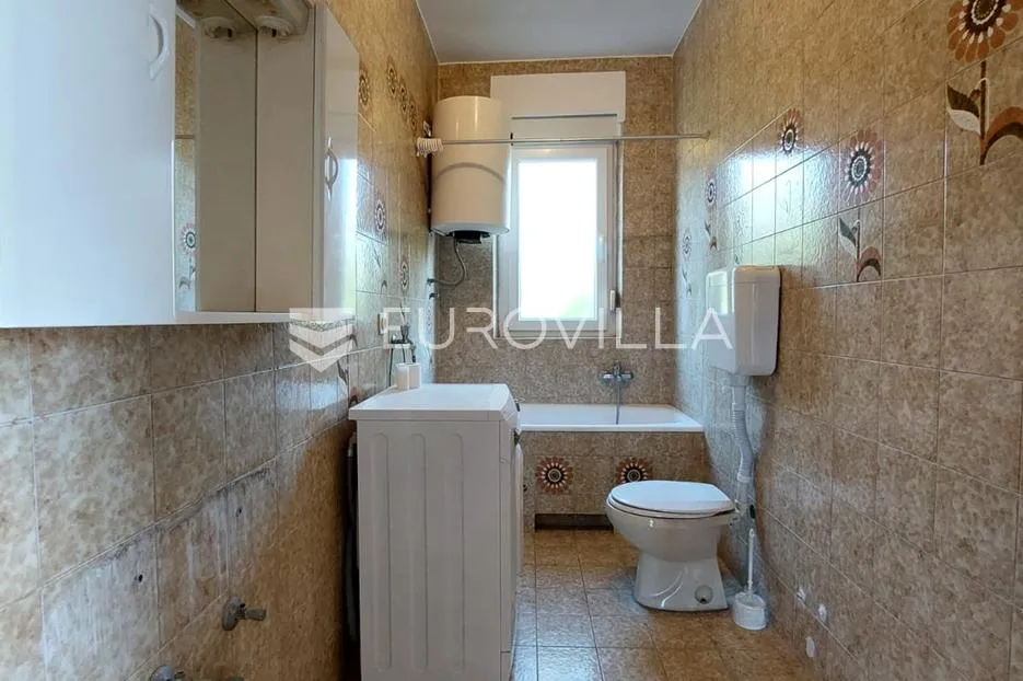 istra, pula, prostran stan na vidikovcu, 141,38 m², parkirno mjesto - slika 21