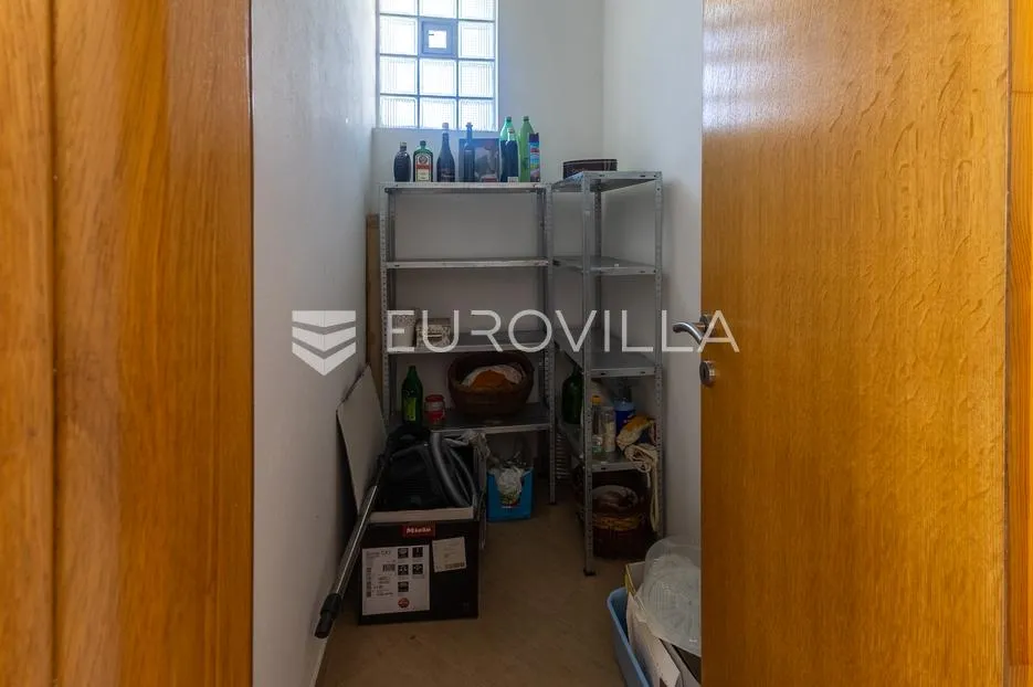 bartolovci, uređena obiteljska kuća - slika 5