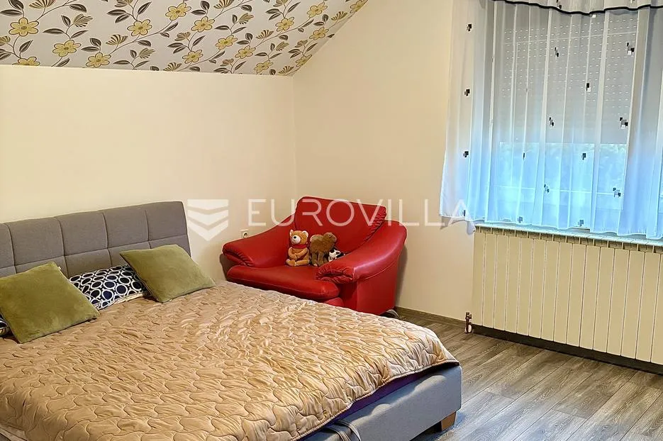 bjelovar, hrgovljani, obiteljska kuća površine 215 m², prilika - slika 15