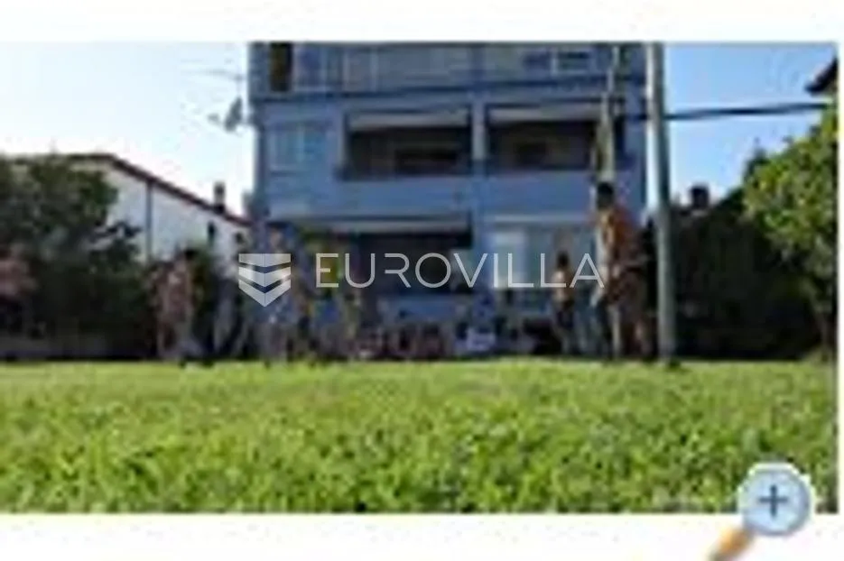 Zadar, Privlaka, dvosoban stan prvi red do mora