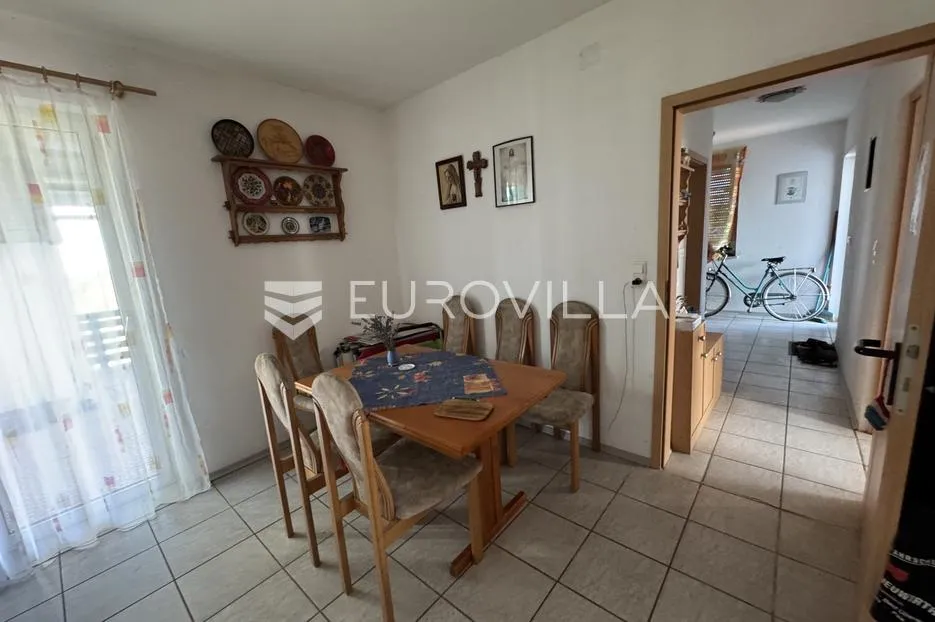 mandićevac, prekrasna katnica 150 m2 na zemljištu od 2854 m2 - slika 6