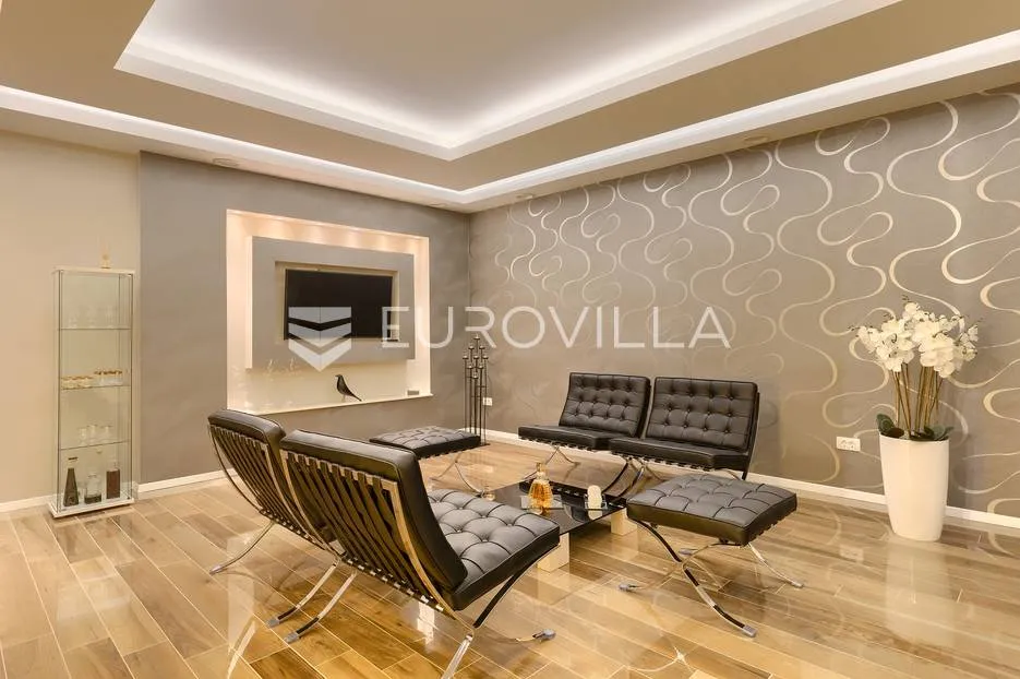 rovinj, rovinjsko selo, prekrasna villa s wellnessom i bazenom, 224 m² - slika 87
