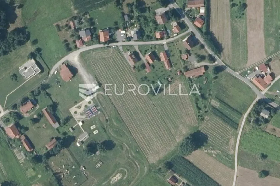 Jakovlje, Igrišće, građevinsko zemljište 9808 m² - Igrišće, Jakovlje