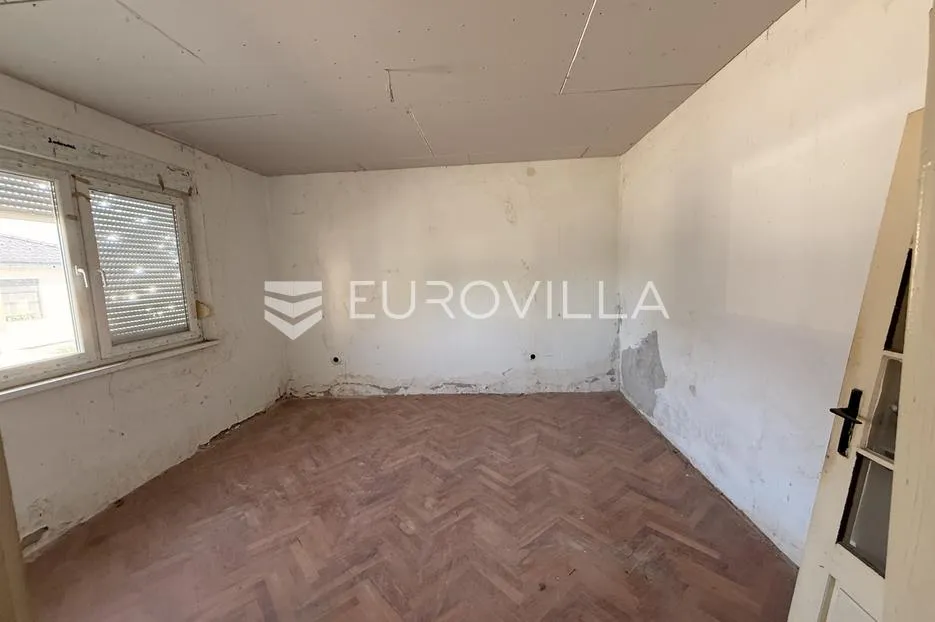 ilok, kuća s okućnicom, blizina dunava i centra - slika 11