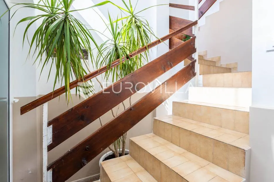 tribunj (vodice), kuća za stanovanje i odmor, 400 m2 - slika 10