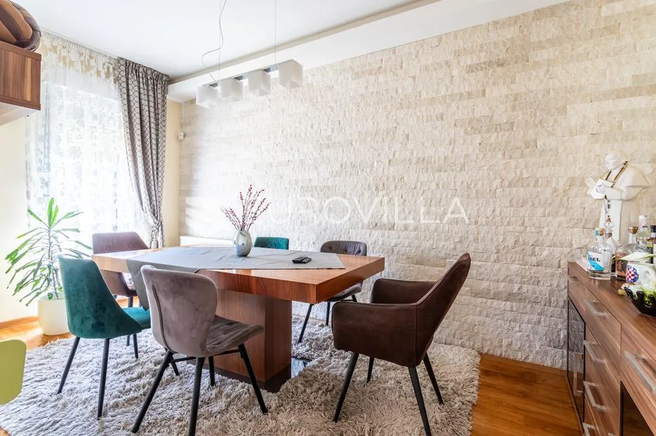 split, pazdigrad, prostran dvosoban stan 142 m² s garažom i uređenim dvorištem - slika 4