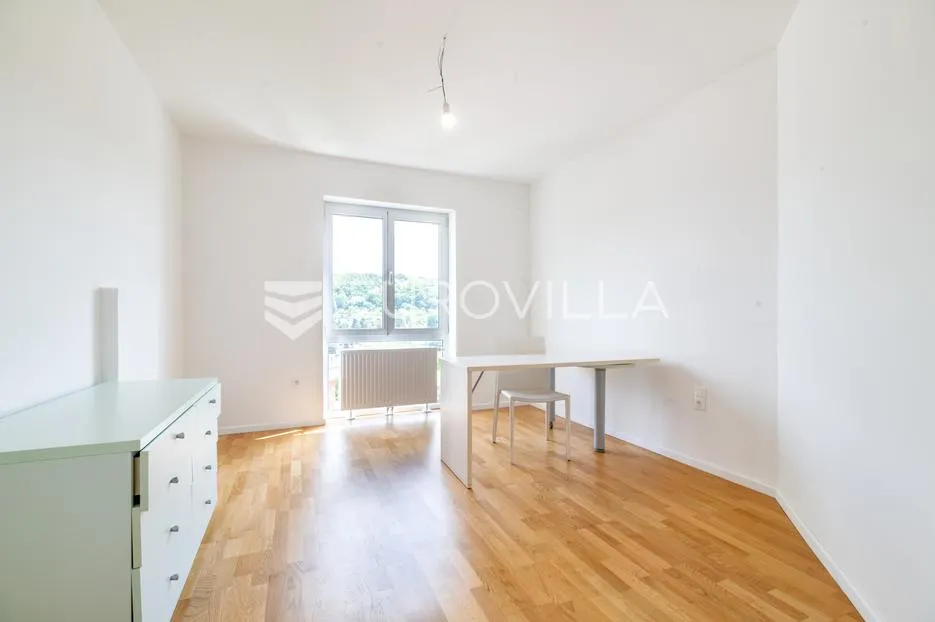 zagreb, gračani, novogradnja, dvoetažan peterosoban stan 228,66 m² s vrtom - slika 9