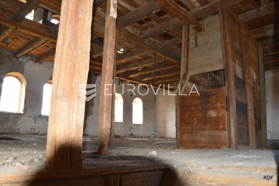 osijek, bilje, prodajemo stari mlin površine 850 m2. - slika 5